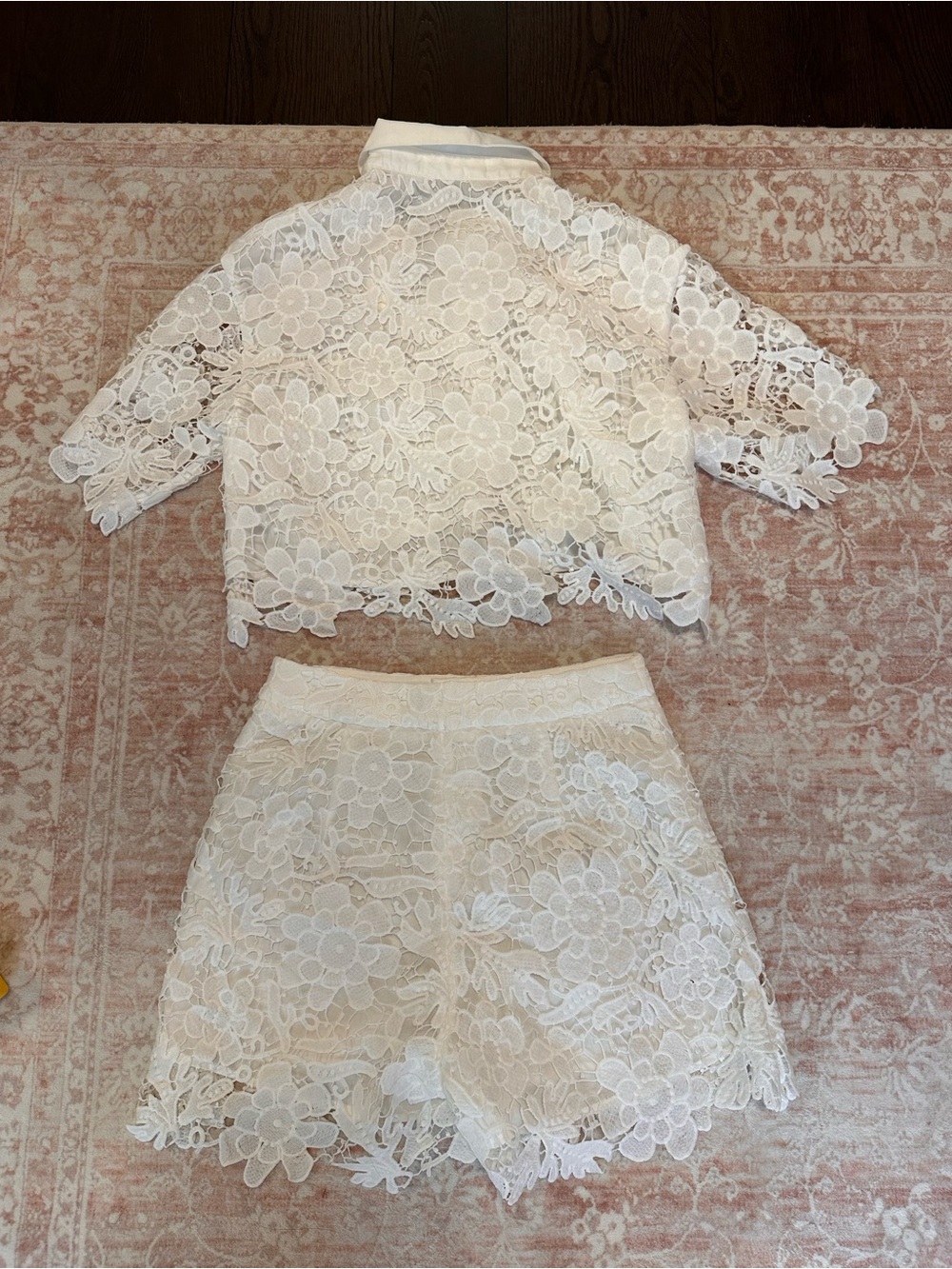 NWT 🤍 Commense SET Lace Shorts & Top - Picture 15 of 15